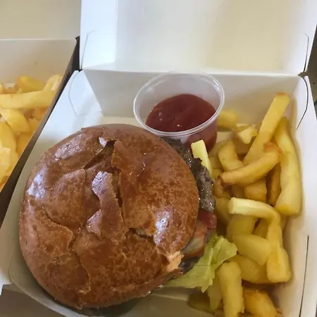 Przy Lotnisku Accommodatie bij particulieren Lesznowola (Masovia)